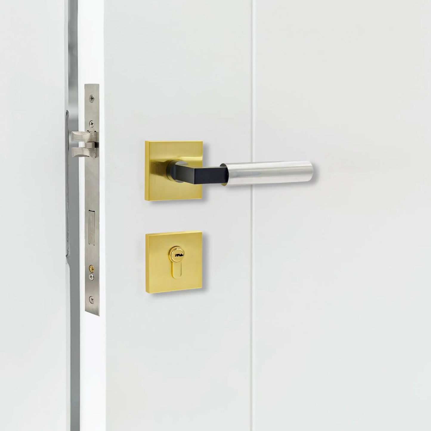 door handle set installation effect