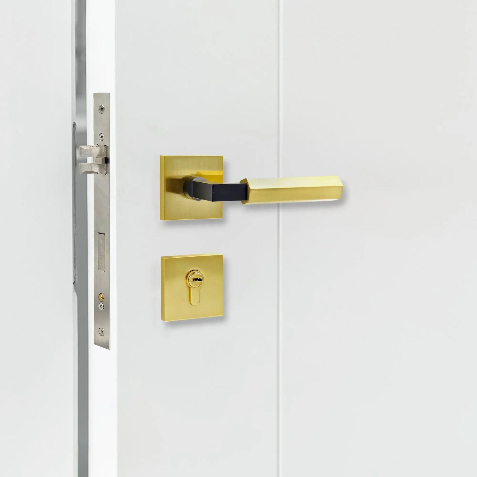 door handle set installation effect