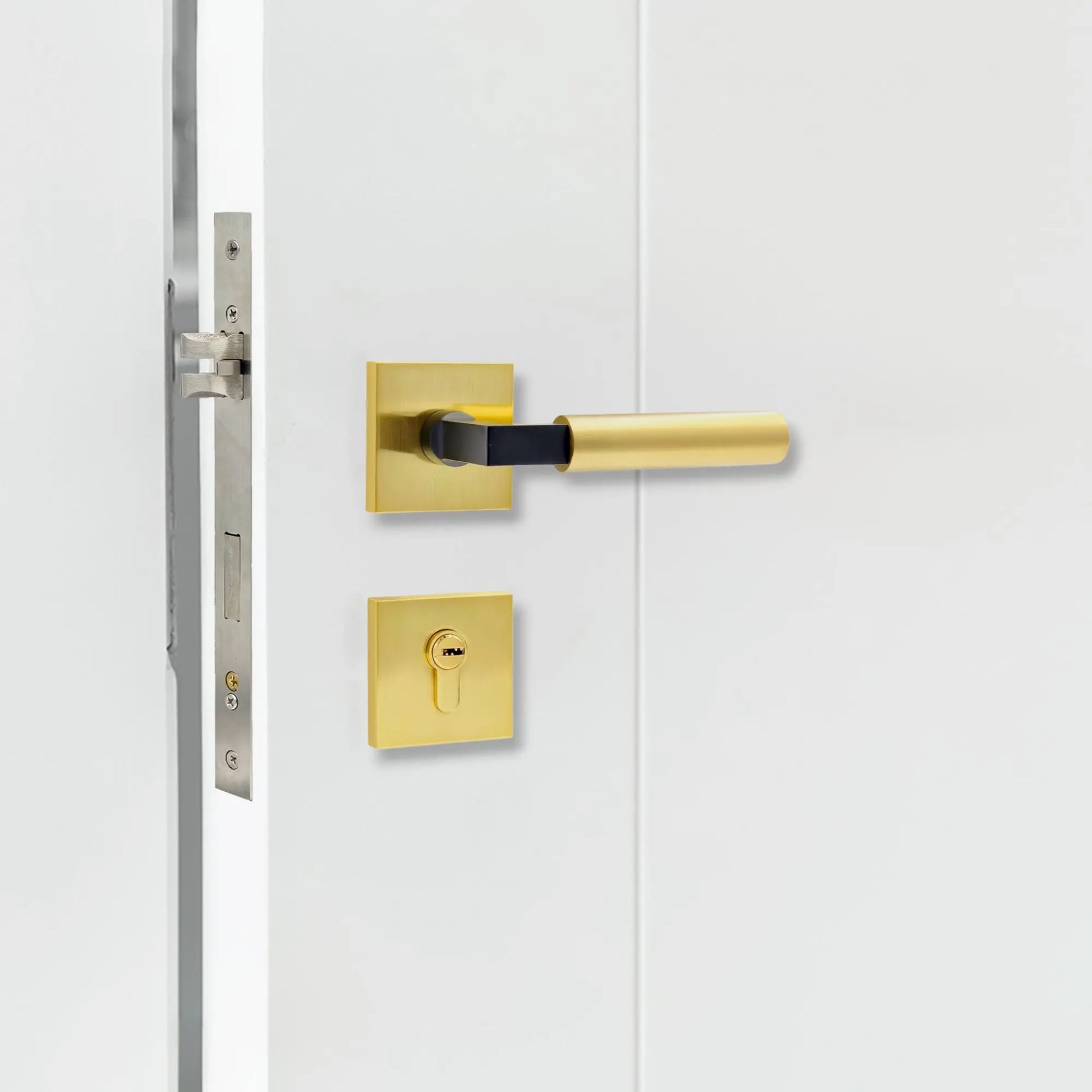 door handle set installation effect