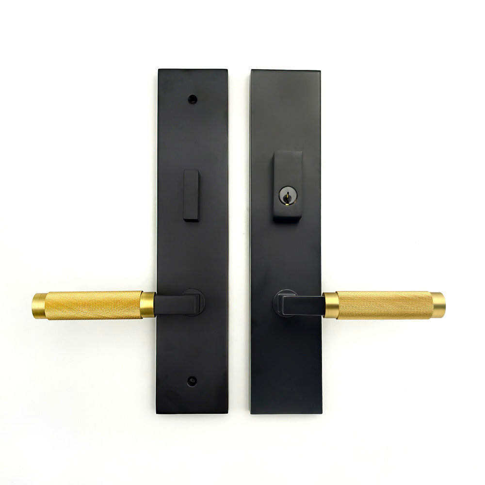 Quadrato Multi Point Lock with Half-Knurled Handle in Matte Black