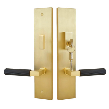Quadrato Multipoint Lock with Straight Knurled Lever in Satin Brass
